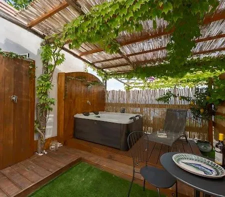 Turino House *